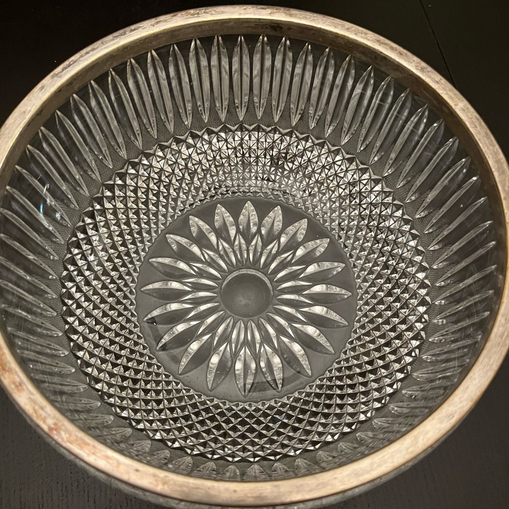 Vintage French cut crystal bowl
